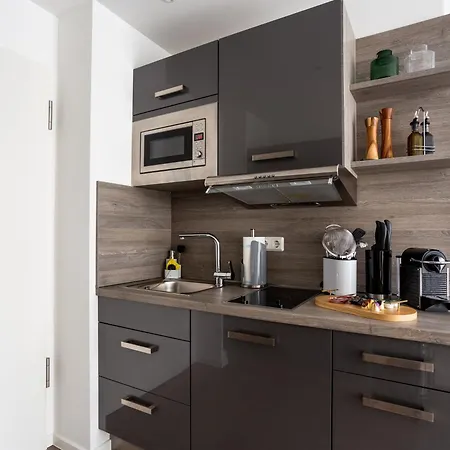 Limehome Koeln Friesenplatz - Digital Access-2